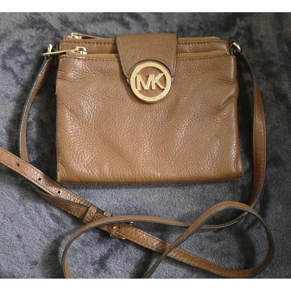 Beautiful MICHAEL KORS Fulton Messenger LEATHER MK Monogram Crossbody Bag VguC